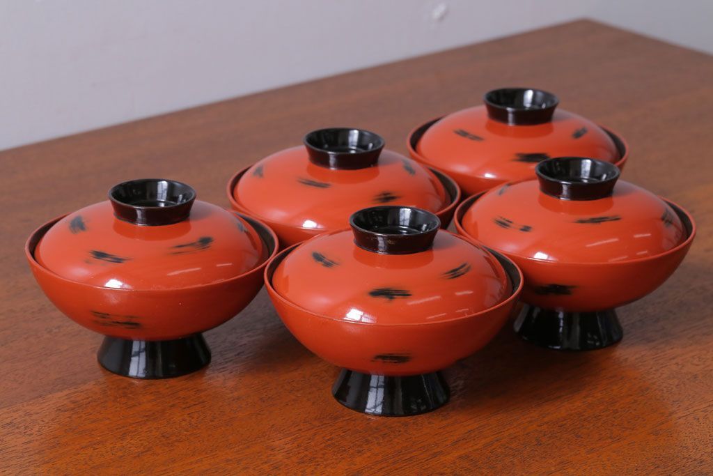 アンティーク雑貨　アンティーク　根来塗風　山葵に河豚の図　木製蒔絵椀5客セット