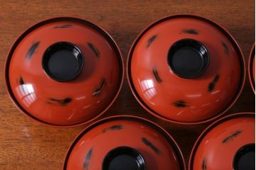 アンティーク雑貨　アンティーク　根来塗風　山葵に河豚の図　木製蒔絵椀5客セット