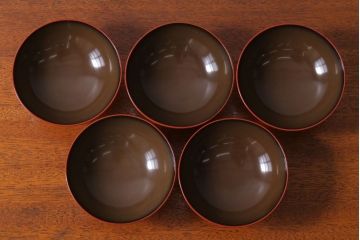 アンティーク雑貨　アンティーク　根来塗風　山葵に河豚の図　木製蒔絵椀5客セット