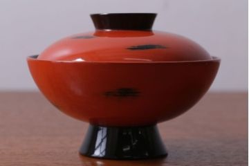 アンティーク雑貨　アンティーク　根来塗風　山葵に河豚の図　木製蒔絵椀5客セット