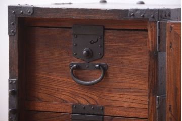 アンティーク家具　古民具・骨董　明治〜大正　総欅材のアンティーク船箪笥(掛硯型、懸硯型、舟箪笥)