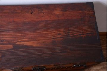 アンティーク家具　古民具・骨董　前面欅材!縦桟引き戸のアンティーク会津帳場箪笥