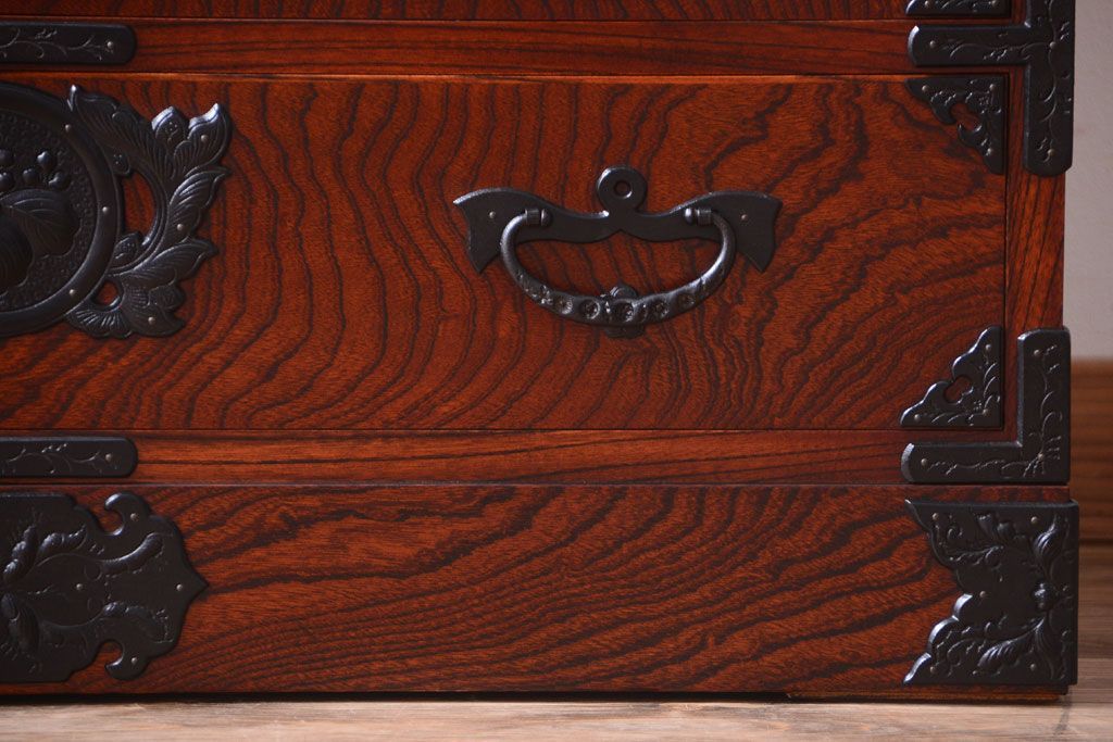 中古　伝統民芸家具　岩谷堂　衣装箪笥(2)