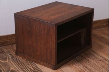 レトロ家具　昭和レトロ　古い栓材の小ぶりな和製アンティーク飾り棚