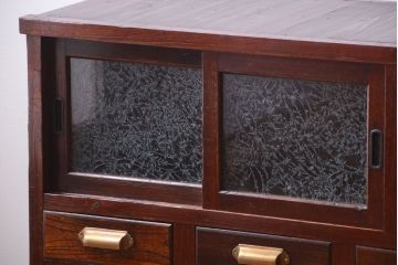 アンティーク家具　和製アンティーク　前面欅材!結霜ガラス入り鉄脚サイドボード(収納棚)