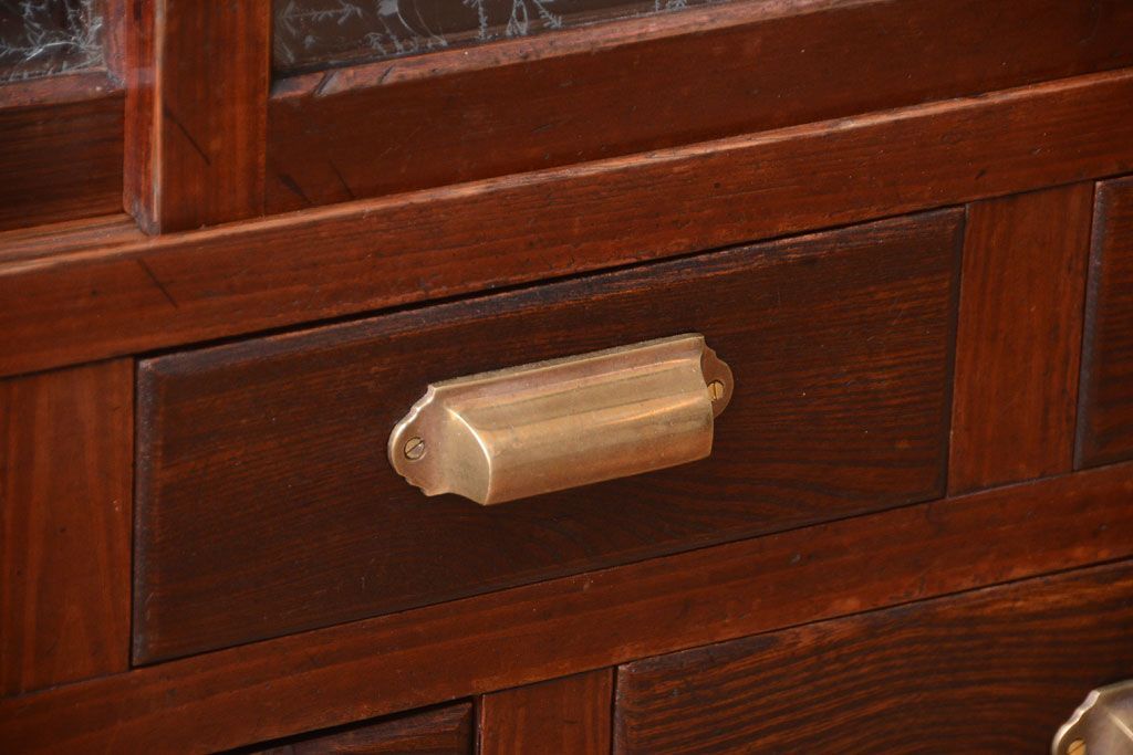 アンティーク家具　和製アンティーク　前面欅材!結霜ガラス入り鉄脚サイドボード(収納棚)