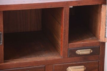 アンティーク家具　和製アンティーク　前面欅材!結霜ガラス入り鉄脚サイドボード(収納棚)