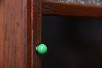 アンティーク家具　和製アンティーク　ダイヤガラス入り!小さな収納棚