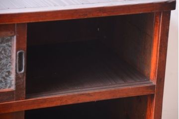 アンティーク家具　和製アンティーク　結霜ガラス入り!組子引き戸の鉄脚サイドボード(収納棚)