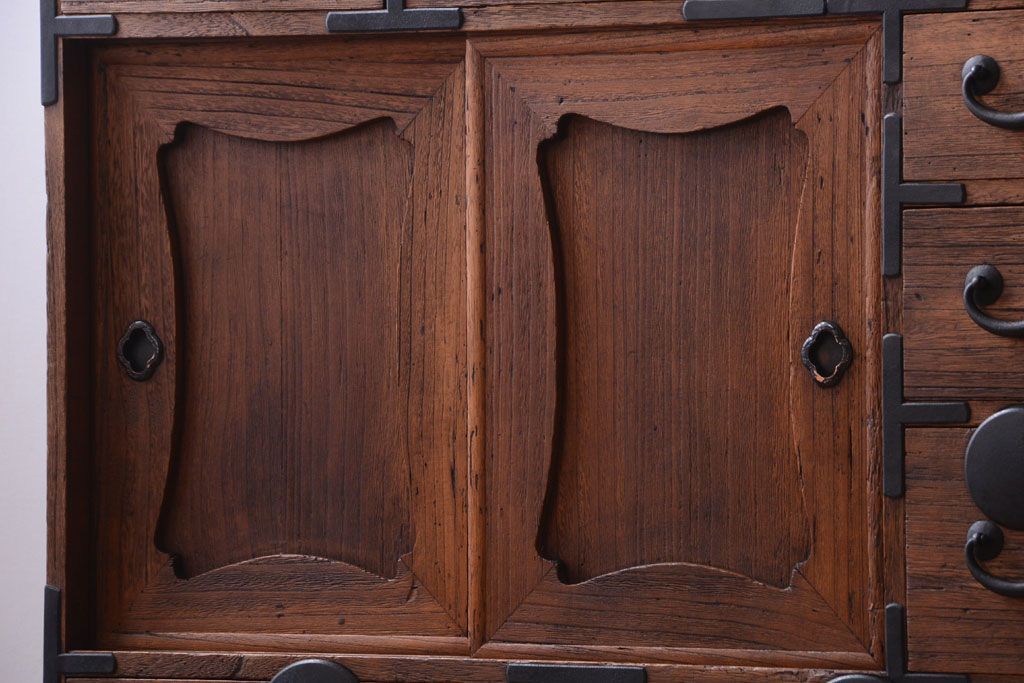 アンティーク家具　古民具・骨董　大正期　古い木味のアンティーク関東帳場箪笥