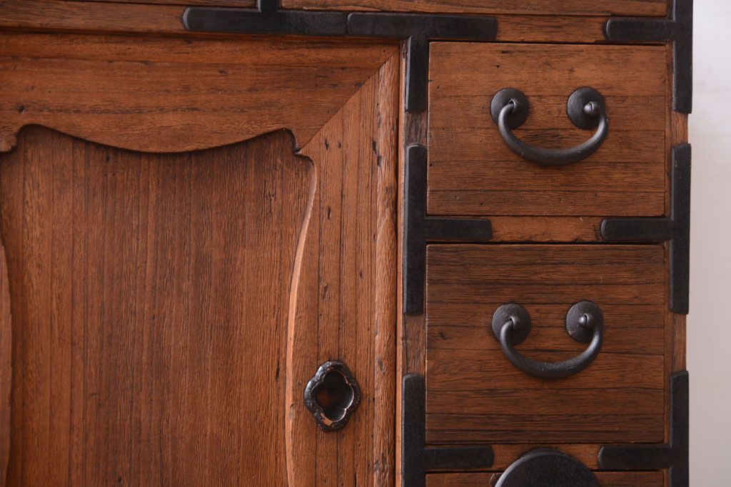 アンティーク家具　古民具・骨董　大正期　古い木味のアンティーク関東帳場箪笥