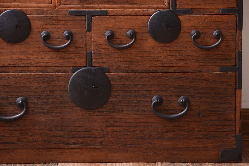 アンティーク家具　古民具・骨董　大正期　古い木味のアンティーク関東帳場箪笥