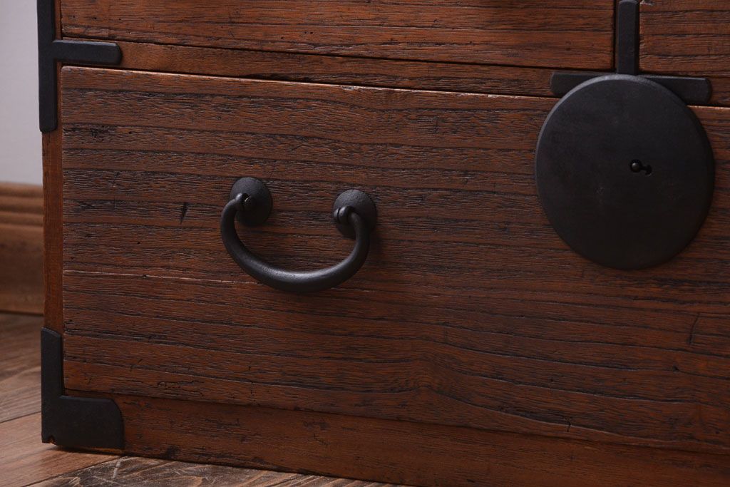 アンティーク家具　古民具・骨董　大正期　古い木味のアンティーク関東帳場箪笥