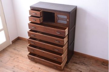 レトロ家具　昭和レトロ　ダイヤガラス入り!古い木製のアンティークチェスト