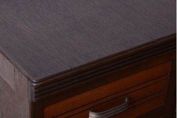 レトロ家具　昭和レトロ　ダイヤガラス入り!古い木製のアンティークチェスト