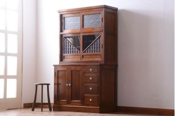 レトロ家具　昭和レトロ　古い楡材の上質なアンティーク食器棚(カップボード)