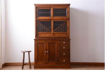 レトロ家具　昭和レトロ　古い楡材の上質なアンティーク食器棚(カップボード)