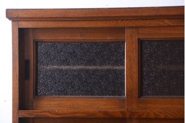 レトロ家具　昭和レトロ　古い楡材の上質なアンティーク食器棚(カップボード)