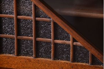 レトロ家具　昭和レトロ　古い楡材の上質なアンティーク食器棚(カップボード)