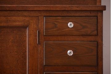 レトロ家具　昭和レトロ　古い楡材の上質なアンティーク食器棚(カップボード)