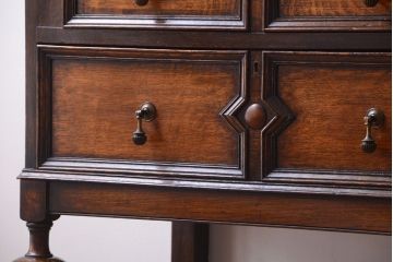 アンティーク家具　イギリスアンティーク　古いオーク材の上質なライティングビューロー
