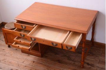 中古　横浜クラシック家具　ダニエル　高級品!片袖机(デスク)(2)(定価約55万円)