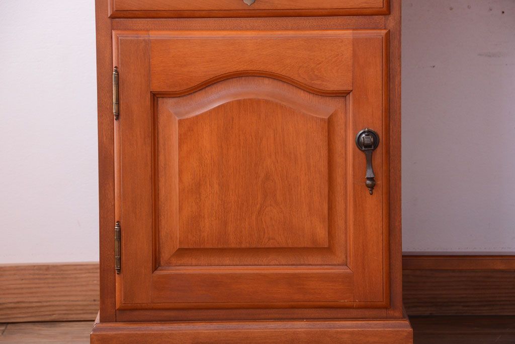 中古　横浜クラシック家具　ダニエル　高級品!片袖机(デスク)(2)(定価約55万円)