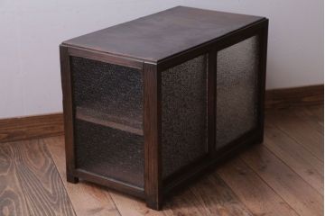 アンティーク家具　和製アンティーク　3面ダイヤガラス仕上げ!小ぶりな収納棚