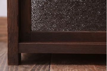 アンティーク家具　和製アンティーク　3面ダイヤガラス仕上げ!小ぶりな収納棚