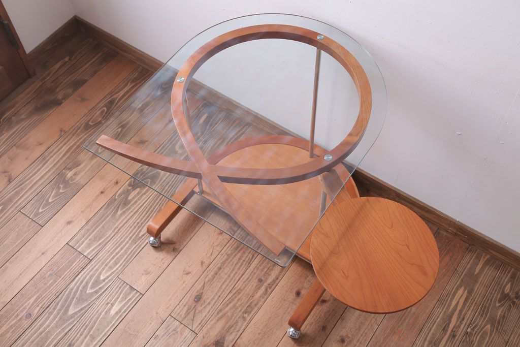 中古　PORADA　パソコンデスク(AWARD P.C DESK・LOOP DESK)(定価148000円)