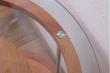 中古　PORADA　パソコンデスク(AWARD P.C DESK・LOOP DESK)(定価148000円)