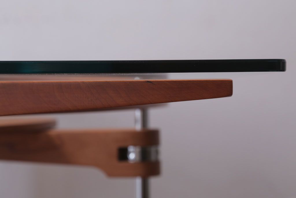 中古　PORADA　パソコンデスク(AWARD P.C DESK・LOOP DESK)(定価148000円)