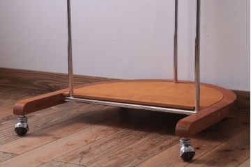 中古　PORADA　パソコンデスク(AWARD P.C DESK・LOOP DESK)(定価148000円)