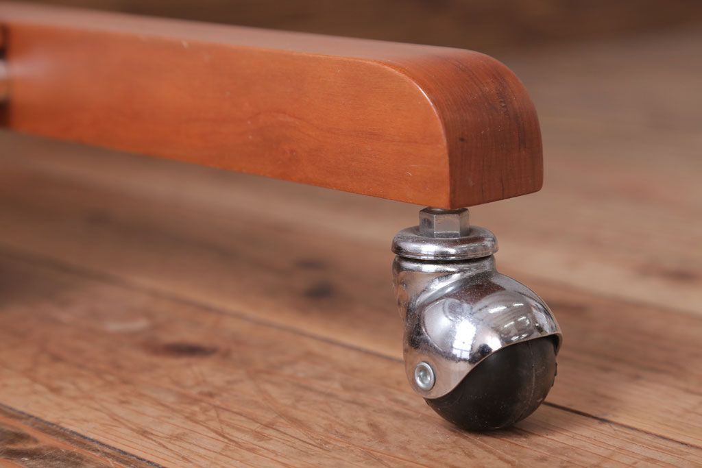 中古　PORADA　パソコンデスク(AWARD P.C DESK・LOOP DESK)(定価148000円)