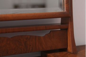 アンティーク家具　和製アンティーク　古い木製の鏡台(ドレッサー)