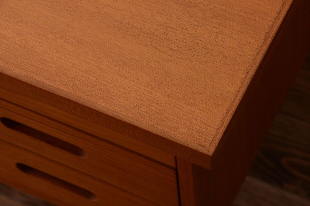 中古　CHLOROS(クロロス)　Foundation　バックシェルフデスク(机、在宅ワーク、在宅用)