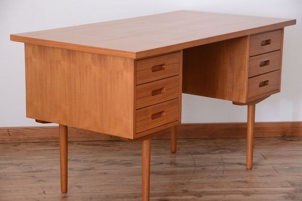 中古　CHLOROS(クロロス)　Foundation　バックシェルフデスク(机、在宅ワーク、在宅用)