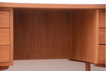 中古　CHLOROS(クロロス)　Foundation　バックシェルフデスク(机、在宅ワーク、在宅用)