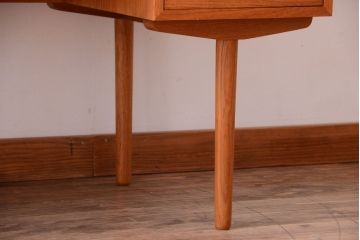 中古　CHLOROS(クロロス)　Foundation　バックシェルフデスク(机、在宅ワーク、在宅用)