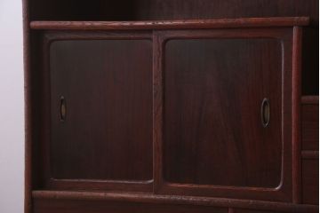 アンティーク家具　アンティーク　古い木製のシンプルな茶箪笥
