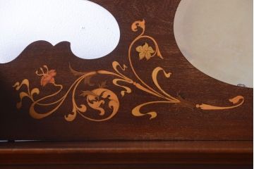 アンティーク家具　イギリスアンティーク　高級品!象嵌が美しいステンドグラス扉の脚付きブックケース(本箱・収納棚・ガラスケース)