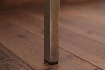 ヴィンテージ家具　北欧ビンテージ　ローズウッド材のシンプルな1人掛けアームソファ(2)