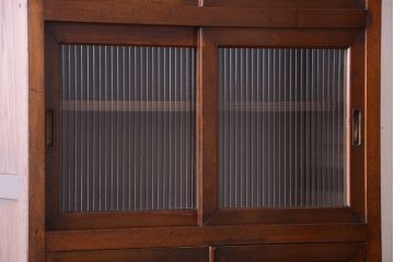 アンティーク家具　和製アンティーク　一本物　モールガラス入り!前面カバ材の縦型戸棚