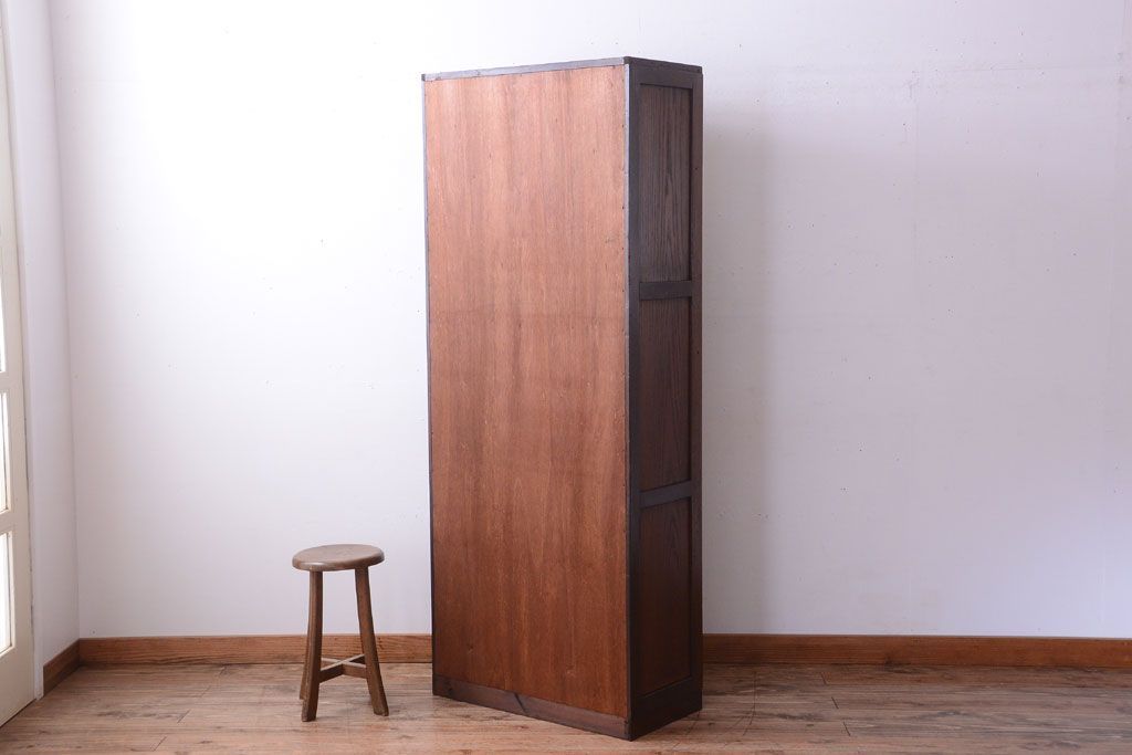 アンティーク家具　和製アンティーク　一本物　モールガラス入り!前面カバ材の縦型戸棚