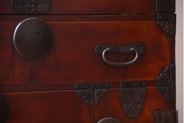 アンティーク家具　古民具・骨董　明治〜大正期　前面欅材のアンティーク重ね衣装箪笥