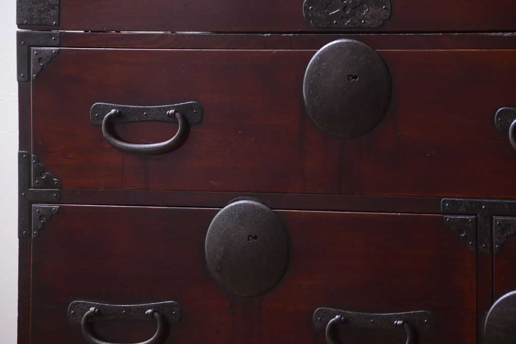 アンティーク家具　古民具・骨董　明治〜大正期　前面欅材のアンティーク重ね衣装箪笥