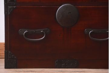 アンティーク家具　古民具・骨董　明治〜大正期　前面欅材のアンティーク重ね衣装箪笥