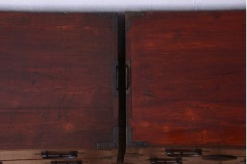 アンティーク家具　古民具・骨董　明治〜大正期　前面欅材のアンティーク重ね衣装箪笥