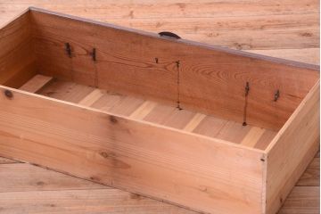 アンティーク家具　古民具・骨董　明治〜大正期　前面欅材のアンティーク重ね衣装箪笥