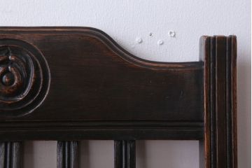 アンティーク家具　イギリスアンティーク　オーク材の優雅なチェア(椅子)